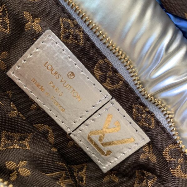 1:1 Replica Louis Vuitton LV Maxi Multi Pochette Accessoires Sliver/ Light Pink Unique Bag For Women‎ 13.4n/34cm M21057