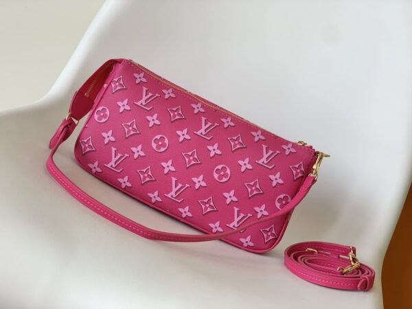 1:1 Replica Louis Vuitton LV Maxi Pochette Accessoires Pink/White Remarkable Bag For Women‎ M46161 - 8.3in/ 21cm