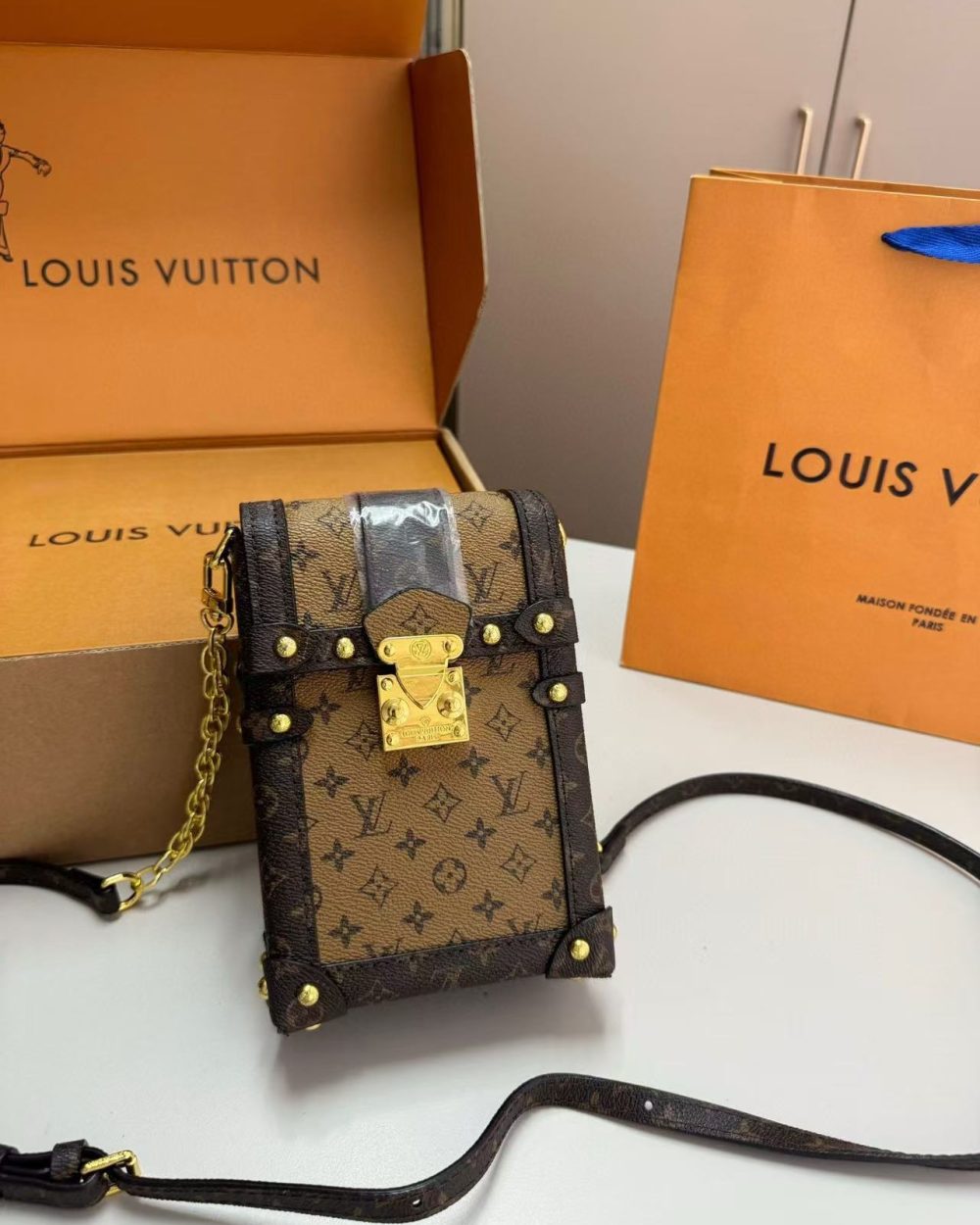 1:1 Replica Louis Vuitton LV Pochette Trunk Verticale Monogram Reverse With Monogram Canvas Luxury Bag For Women M67873 - 6.9in/18cm