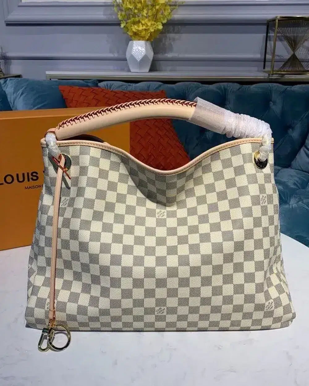 louis-vuitton-artsy-mm-n40253