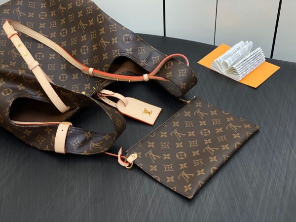1:1 Replica Louis Vuitton LV Atlantis GM Monogram Luxury Bag For Women M46817 - 34cm / 13.4in