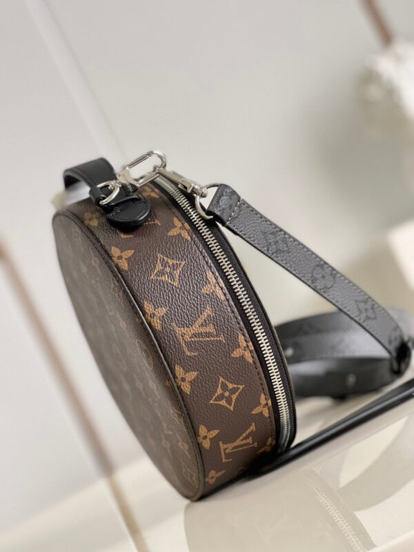 1:1 Replica Louis Vuitton LV Audio Case Brown Luxury Bag For Women M46273 - 7.9in/23cm