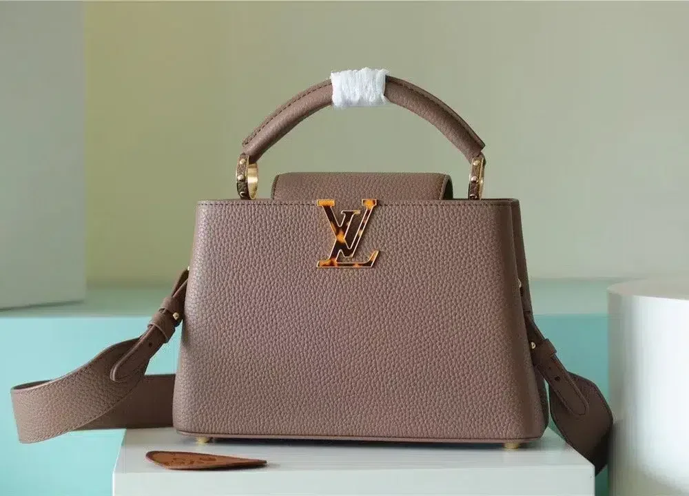 louis-vuitton-capucines-bb-taurillon-light-brown