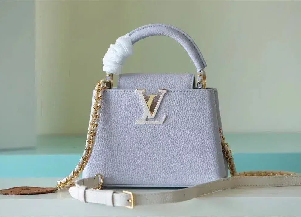 louis-vuitton-capucines-mini