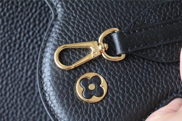1:1 Replica Louis Vuitton LV Capucines MM Taurillon Black Luxury Bag For Women M42259 - 31.5cm/12.4in