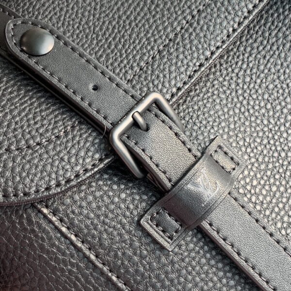 1:1 Replica Louis Vuitton LV Christopher Messenger Taurillon Black Quality Bag For Men M58476 - 11.4in/29cm