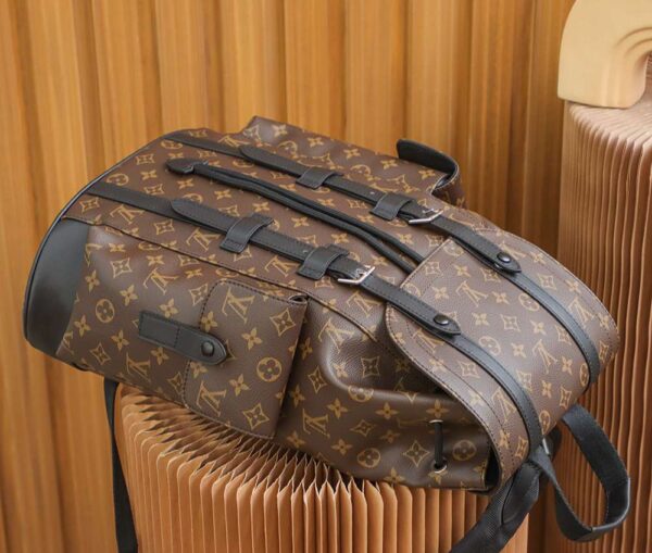 1:1 Replica Louis Vuitton LV Christopher MM Backpack Brown Essential Bag For Men N43735 - 44cm / 17.3in