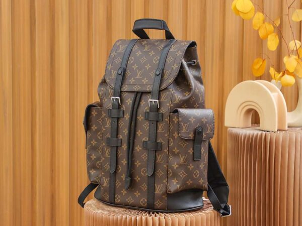 1:1 Replica Louis Vuitton LV Christopher MM Backpack Brown Essential Bag For Men N43735 - 44cm / 17.3in