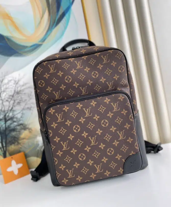 louis-vuitton-dean-backpack-m45335