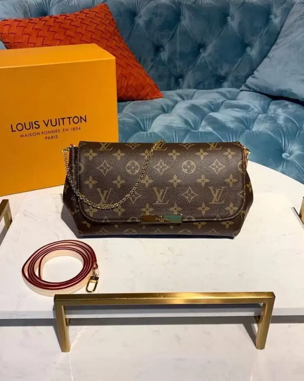 louis-vuitton-favorite-pm-m40717