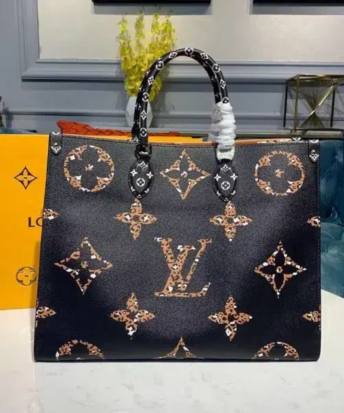 louis-vuitton-jungle-monogram-giant-onthego