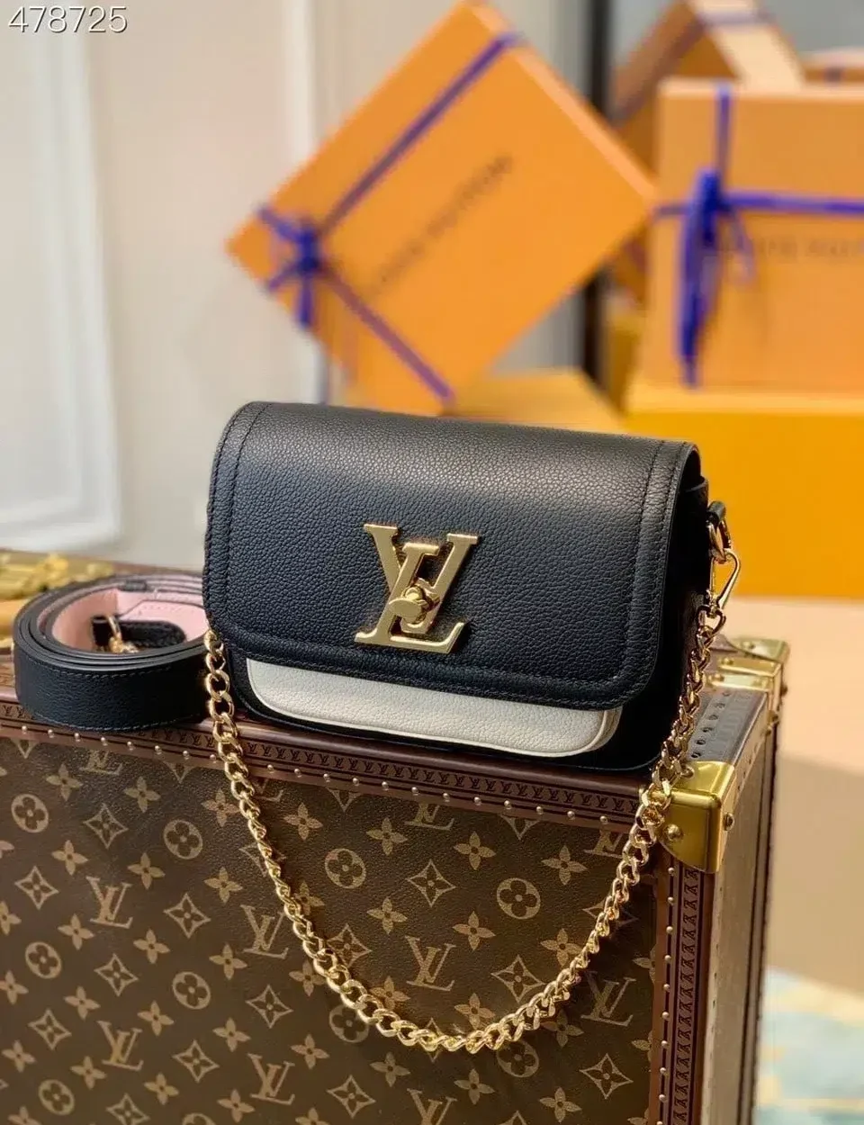 louis-vuitton-lockme-tender-black-m58557