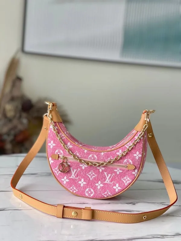 louis-vuitton-loop-since-1854-jacquard-pink-m81166