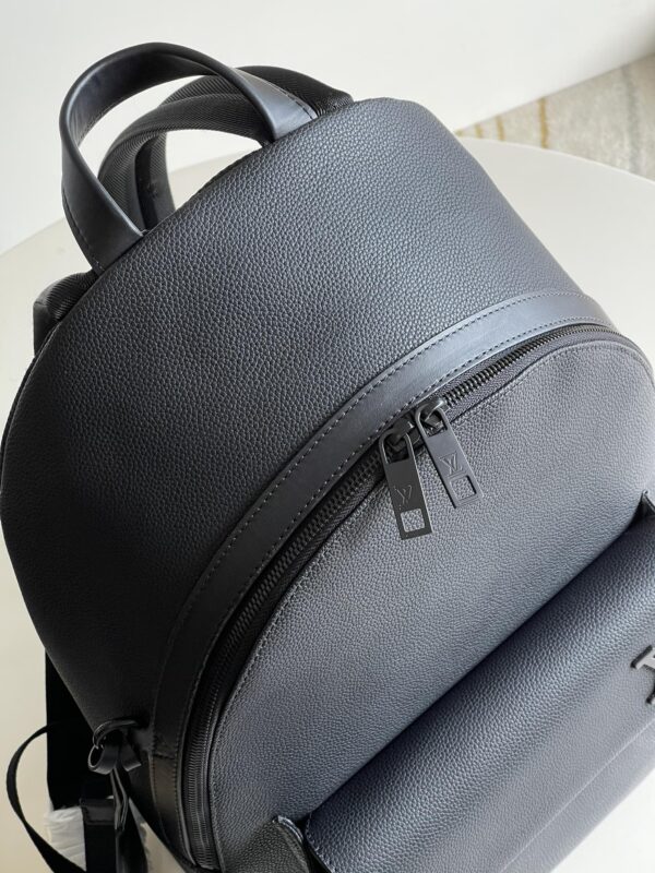 1:1 Replica Louis Vuitton LV Aerogram Backpack Black Essential Bag For Men M57079 - 43cm/ 16.9in