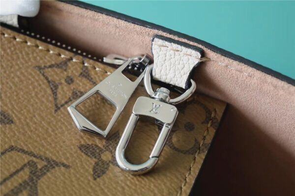 1:1 Replica Louis Vuitton LV Marelle MM Epi White Luxury Bag For Women -  11.8in/30cm