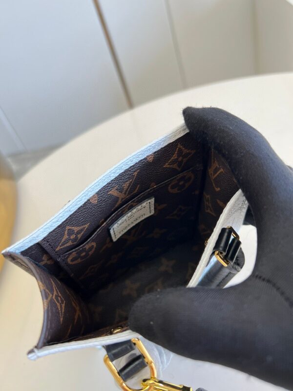 1:1 Replica Louis Vuitton LV MM Tote Bag White Luxury Bag For Women - 6.7in/17cm