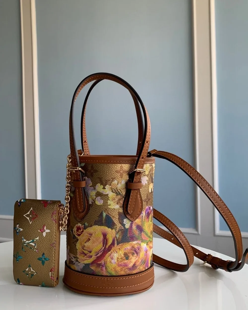 louis-vuitton-nano-bucket-gold-m81724