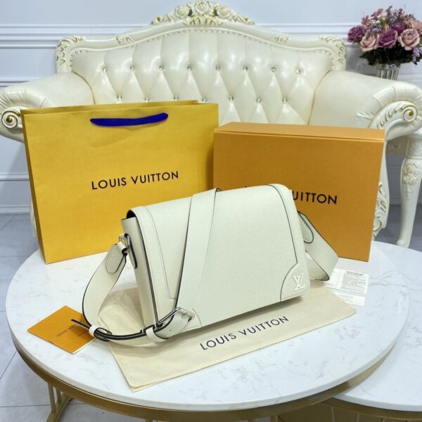 1:1 Replica Louis Vuitton LV New Flap Messenger Taiga White Unique Bag For Men - 11.1in/28.3cm