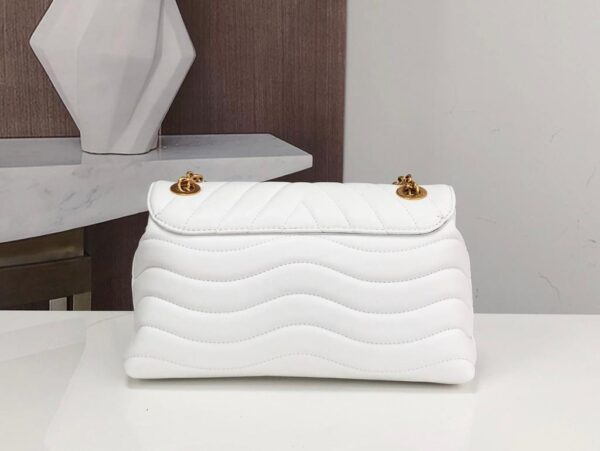 1:1 Replica Louis Vuitton LV New Wave Chain Bag White Luxury Bag For Women M58549 - 9.4in/24cm