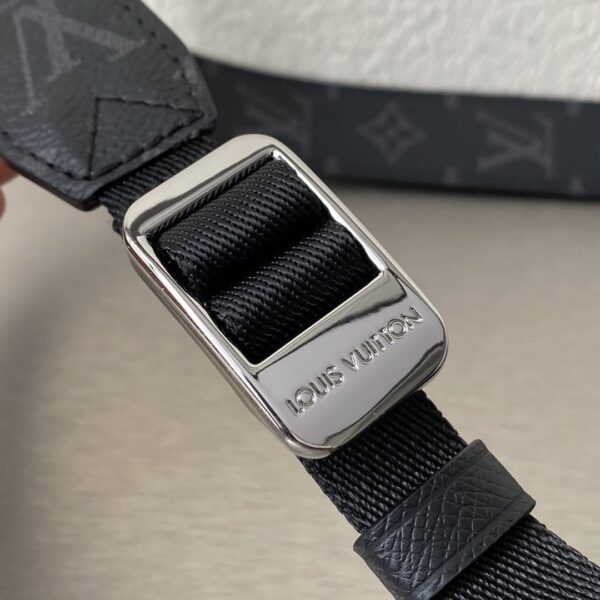 1:1 Replica Louis Vuitton LV Outdoor Slingbag Taigarama Noir Black Unique Bag For Men M30741 - 8.3in/21cm