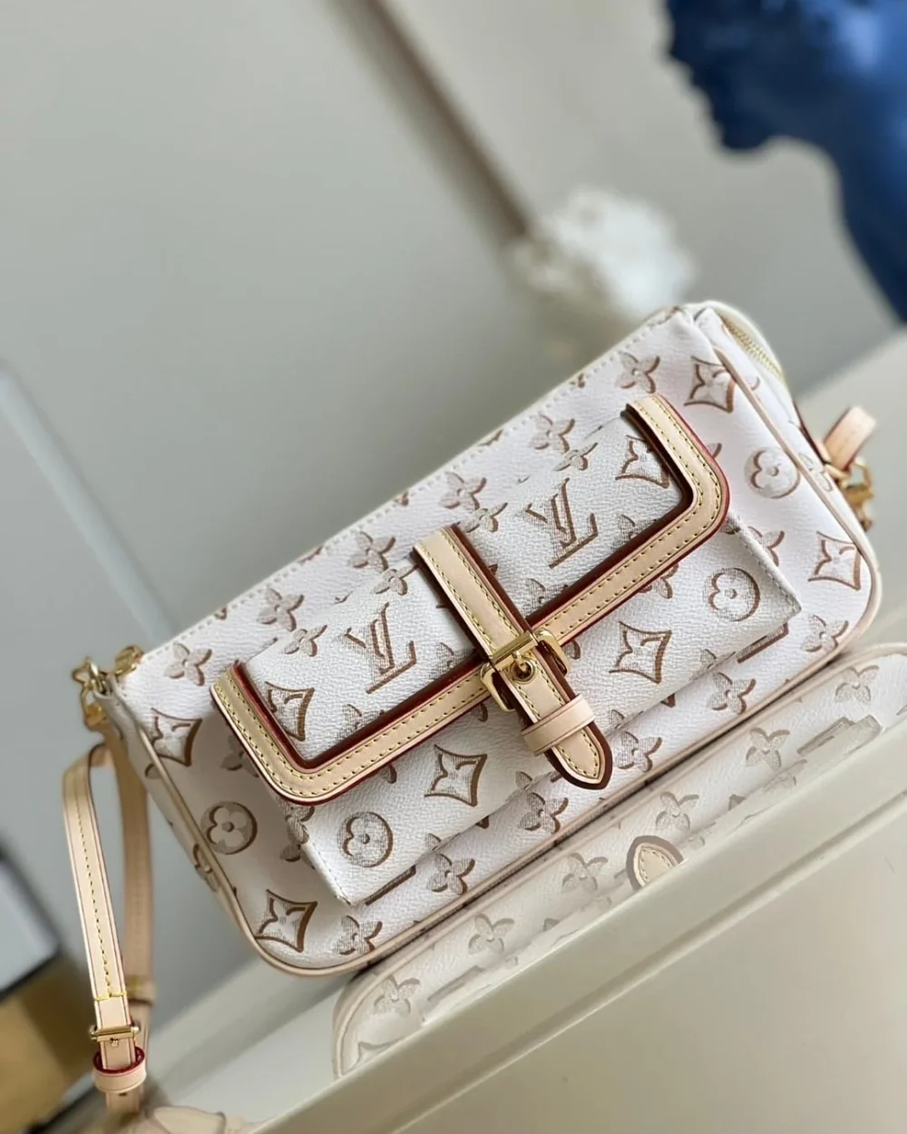 louis-vuitton-replica-maxi-multi-pochette-accessories-m20920