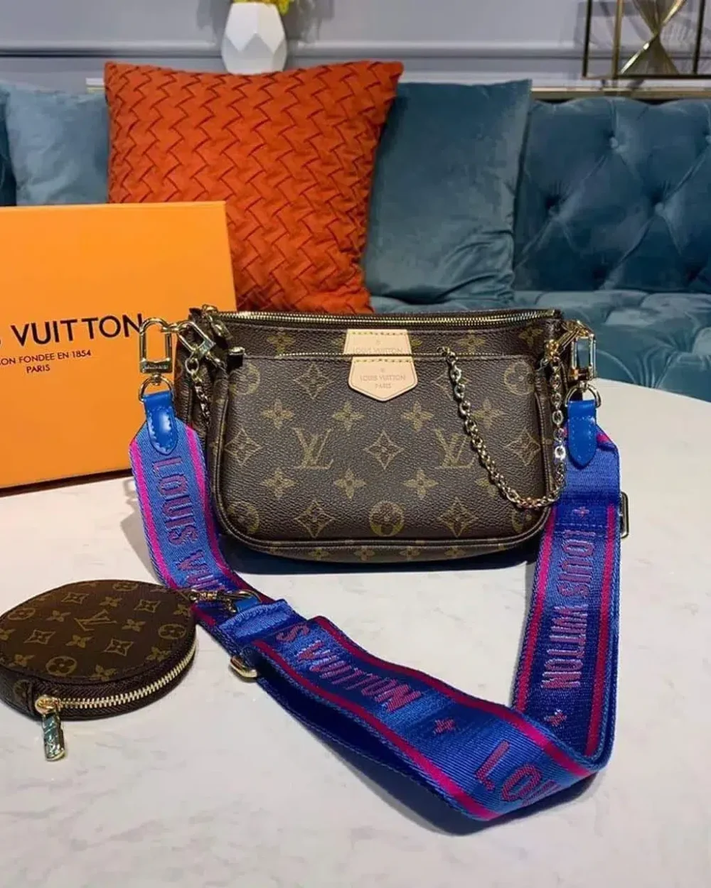 louis-vuitton-replica-multi-pochette-accessoires-monogram-canvas-blue
