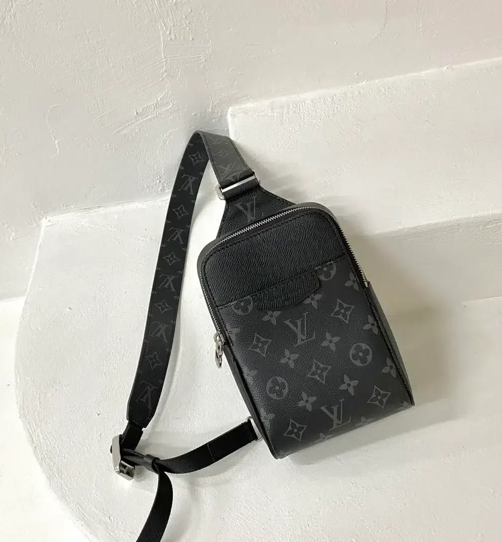 louis-vuitton-replica-outdoor-slingbag-taigarama-noir-black-m30741