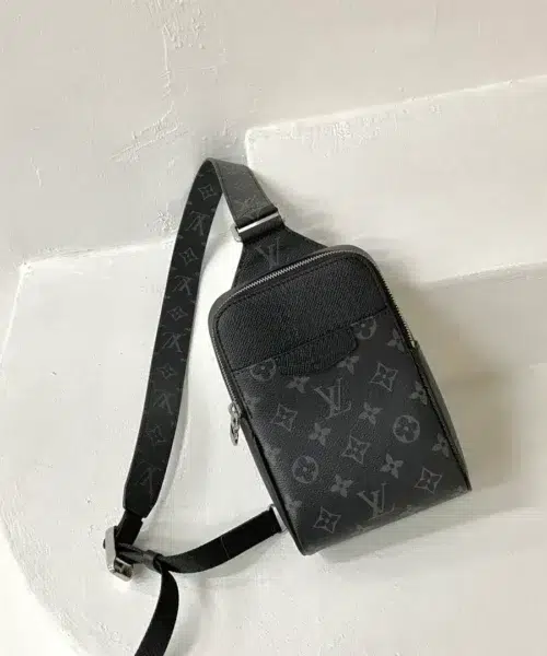 louis-vuitton-replica-outdoor-slingbag-taigarama-noir-black-m30741