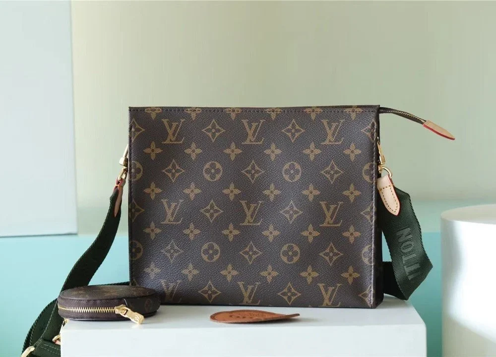louis-vuitton-replica-pochette-double-monogram-canvas