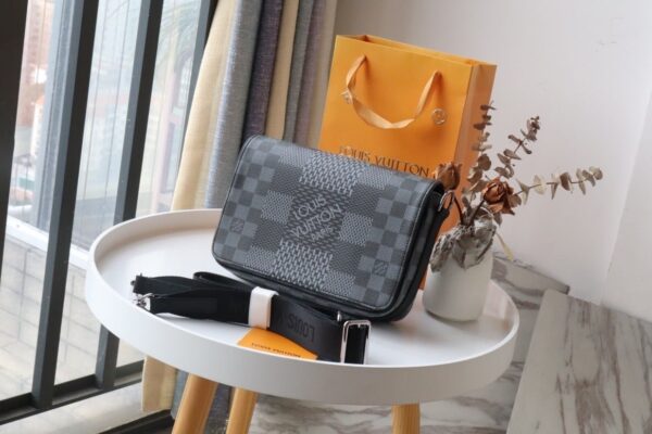 1:1 Replica Louis Vuitton LV Studio Messenger Damier Graphite Gray Unique Bag For Men N50013 - 9.3in/25.3cm