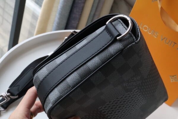 1:1 Replica Louis Vuitton LV Studio Messenger Damier Graphite Gray Unique Bag For Men N50013 - 9.3in/25.3cm