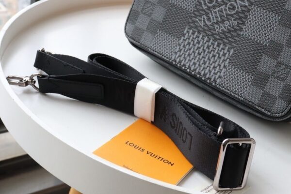 1:1 Replica Louis Vuitton LV Studio Messenger Damier Graphite Gray Unique Bag For Men N50013 - 9.3in/25.3cm