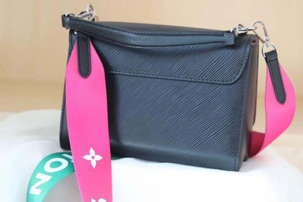 1:1 Replica Louis Vuitton LV Twist MM Bag, Shoulder and Cross Body Bags Luxury Bag For Women Black M59416 - 9.1in/23cm