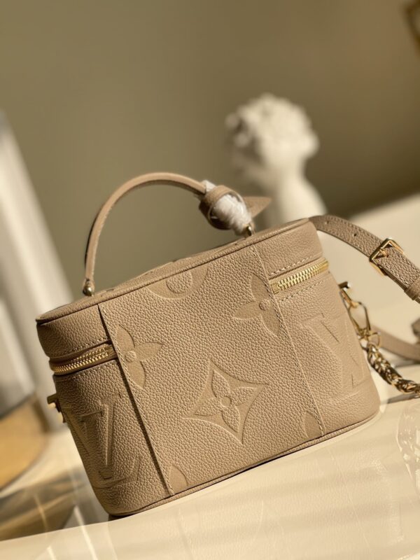 1:1 Replica Louis Vuitton LV Vanity PM Handbag Monogram Empreinte Tourterelle Beige Luxury Bag For Women M45608 -  7.5in/19cm