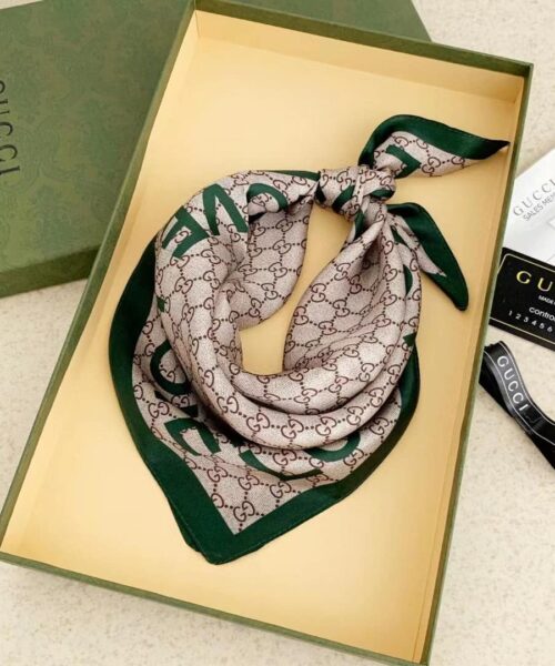 Square 70cm Silk Scarves (Random Style)