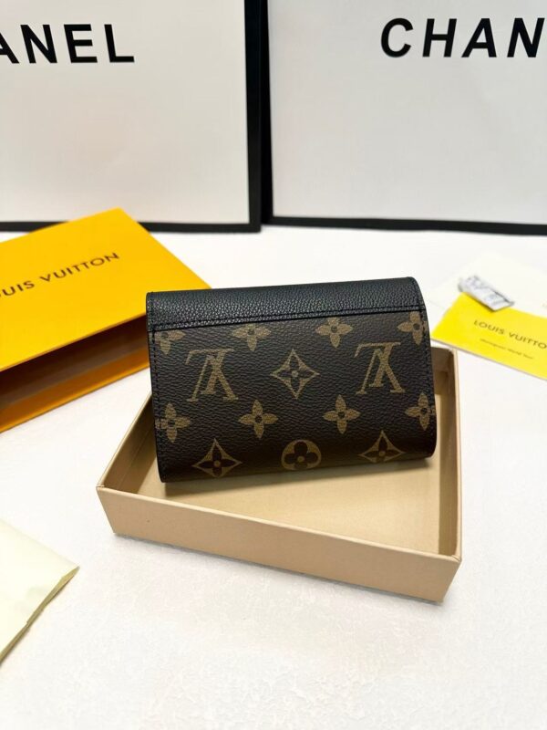 1:1 Replica Louis Vuitton Pallas Monogram 13cm Black