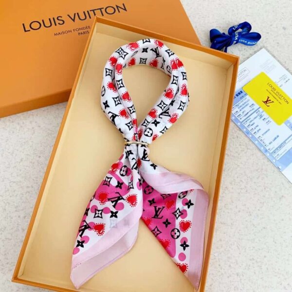 Square 70cm Silk Scarves (Random Style)