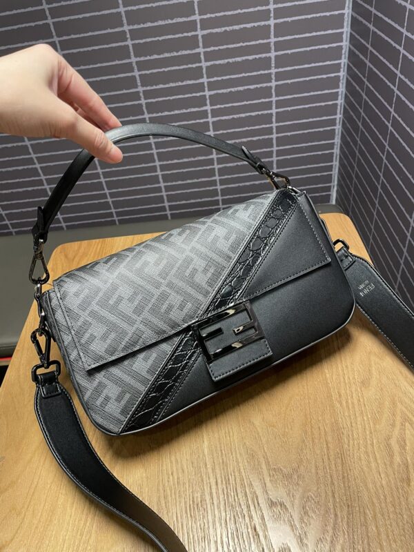 1:1 Replica Baguette FF Fabric And Exotic Bag Black For Women 10.5 in/27cm 7VA572ALWIF1DYM