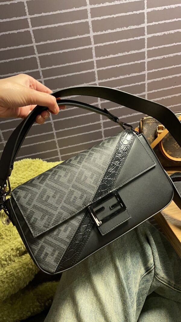 1:1 Replica Baguette FF Fabric And Exotic Bag Black For Women 10.5 in/27cm 7VA572ALWIF1DYM
