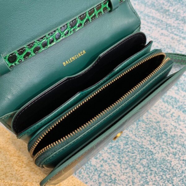 Balenciaga Bolso Bandolera B In Dark Green, For Women, Women's Bags 7in/18cm