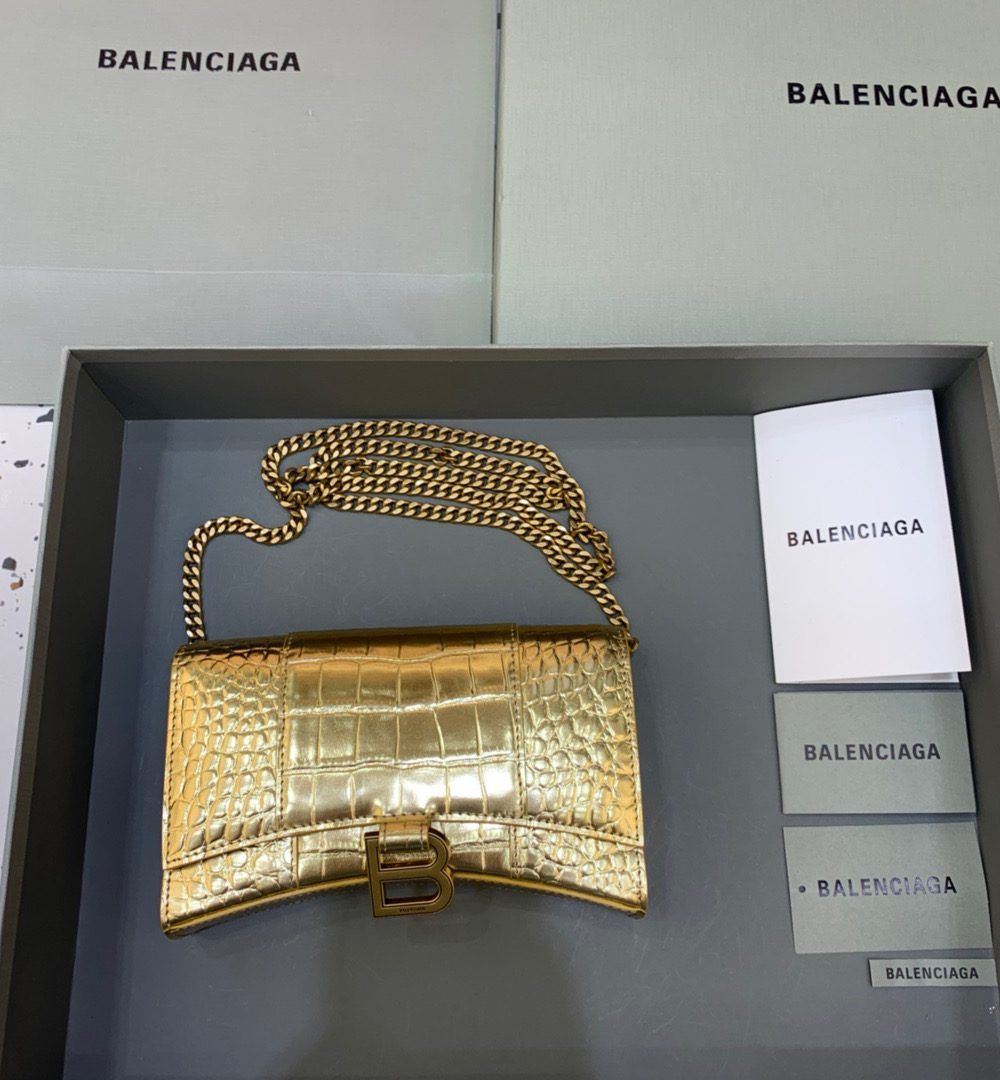 Balenciaga Hourglass Wallet On Chain in Gold, For Women, Women's Bags 7.6in/19cm 6560501S49M8005