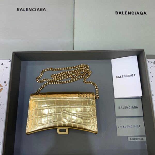 Balenciaga Hourglass Wallet On Chain in Gold, For Women, Women's Bags 7.6in/19cm 6560501S49M8005