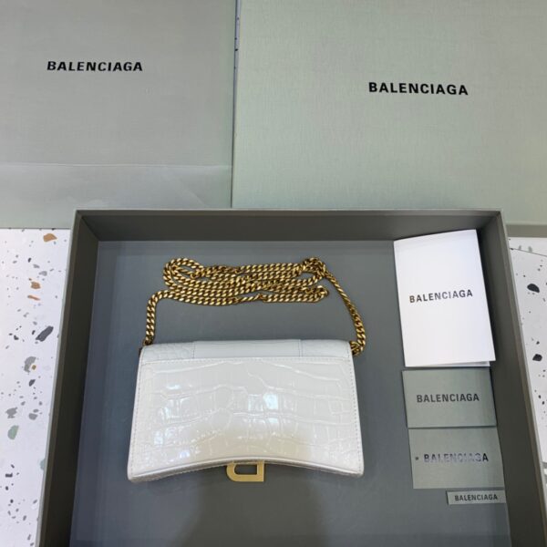 Balenciaga Hourglass Wallet On Chain in White, For Women, Women's Bags 7.6in/19cm 6560501LRGM9016