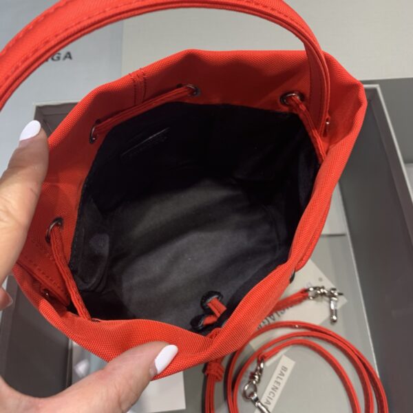 Balenciaga Le Cagole Medium Bucket Bag In Red, For Women, Women's Bags 7in/18cm