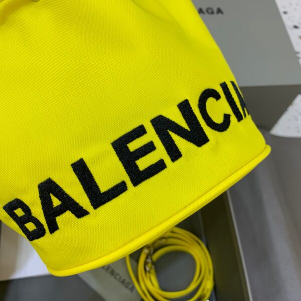 Balenciaga Le Cagole Medium Bucket Bag In Yellow, For Women, Women's Bags 7in/18cm