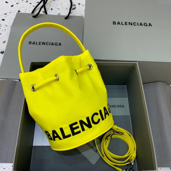 Balenciaga Le Cagole Medium Bucket Bag In Yellow, For Women, Women's Bags 7in/18cm