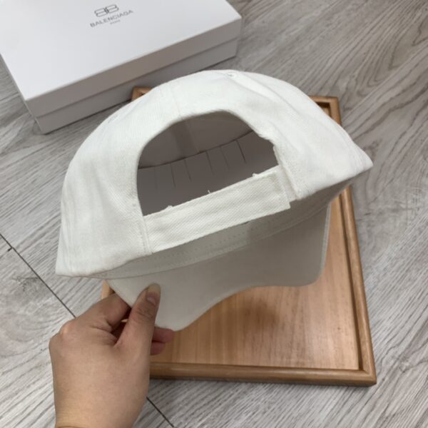 Balenciaga Logo Cap In White