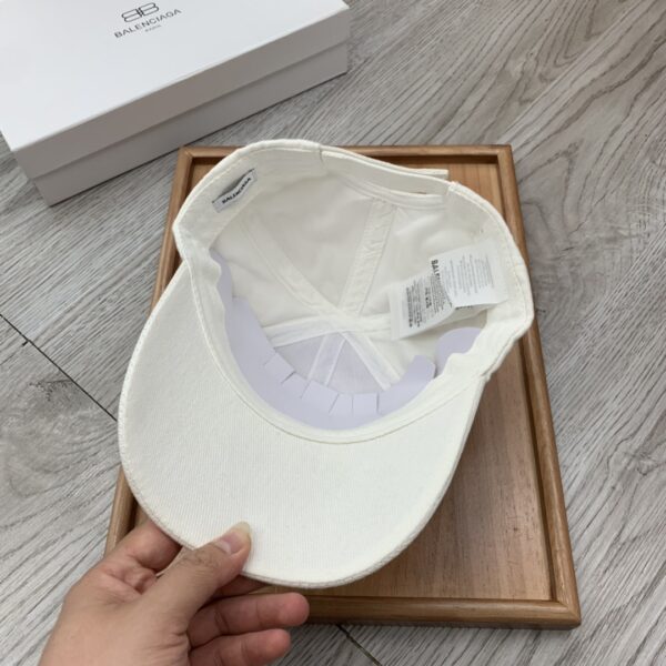 Balenciaga Logo Cap In White