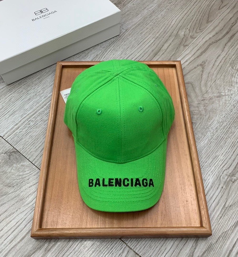 Balenciaga Logo Visor Cap In Green