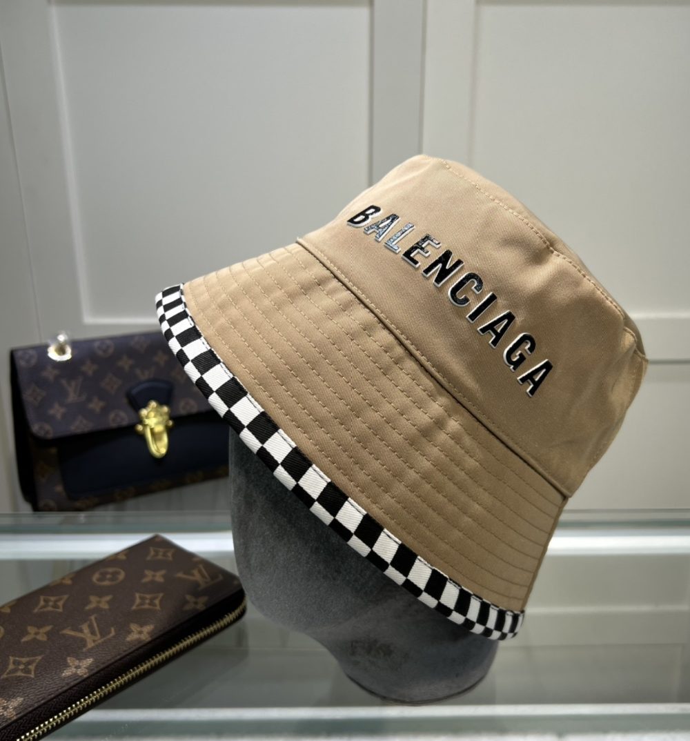 Balenciage Bucket Hat Beige Hat
